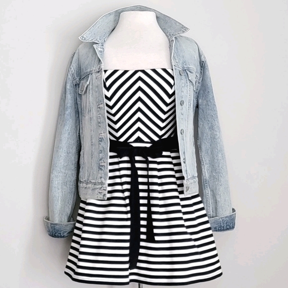 Forever 21 Strapless Blue & White Mini Dress. - Picture 2 of 6